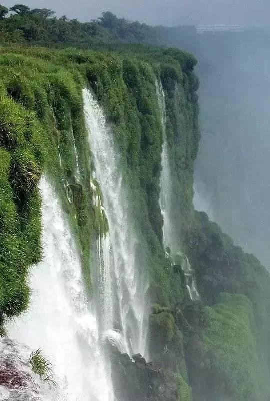 逃离沙漠建筑